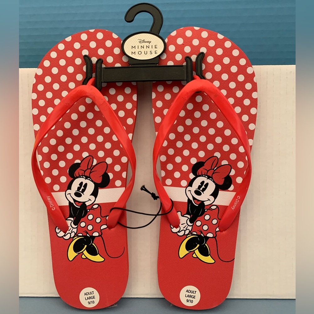 Cute!!! Minnie Mouse flip flops, women’s size 9/10 New with tags!